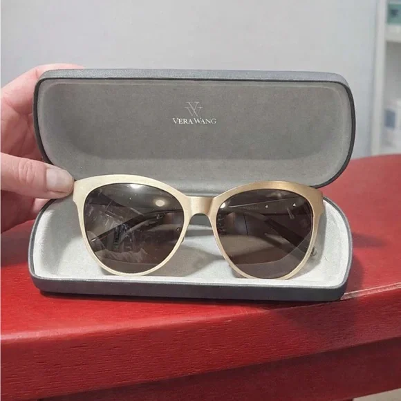 Vera Wang Kalea YG Gold Gray Cat Eye Sunglasses w/ Case - Picture 3 of 5